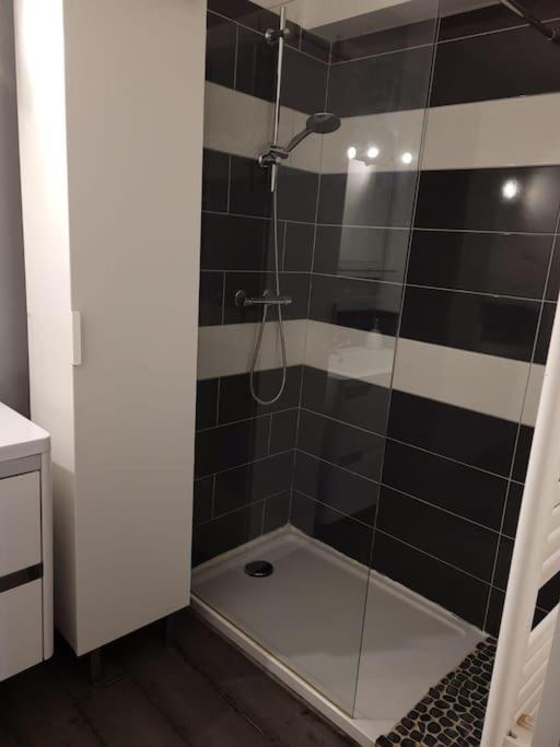 Au Calme, 200M Du Centre T2 Avec Balcon Et Parking Apartment Cassis Exterior photo