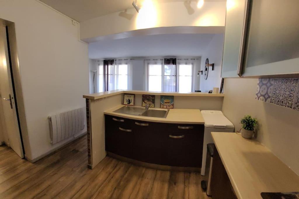 Au Calme, 200M Du Centre T2 Avec Balcon Et Parking Apartment Cassis Exterior photo